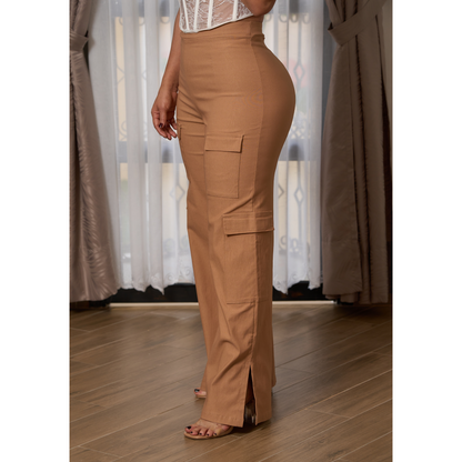 PANTALÓN MILÁN. TONO BEIGE.