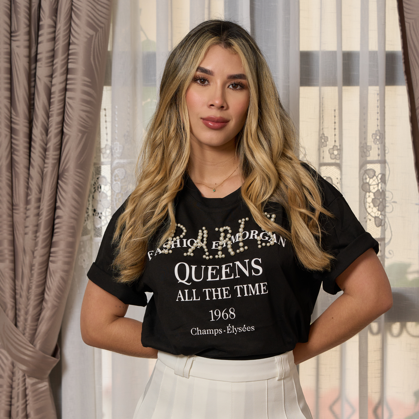 CAMISETA PARIS. TONO NEGRO