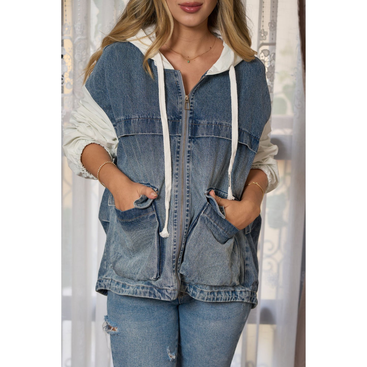 CHAQUETA BOSTON. TONO AZUL.