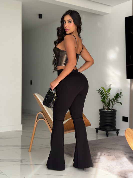 PANTALÓN TORONTO. TONO NEGRO